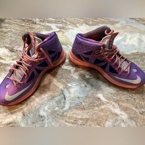 LEBRON 10 'ALL STAR - EXTRATERRESTRIAL'  Area 72 Men’s size 11